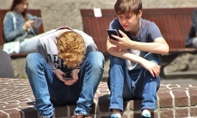 La consommation de pornographie sur Internet chez des adolescents est corrélé au risque de developper une addiction à Internet